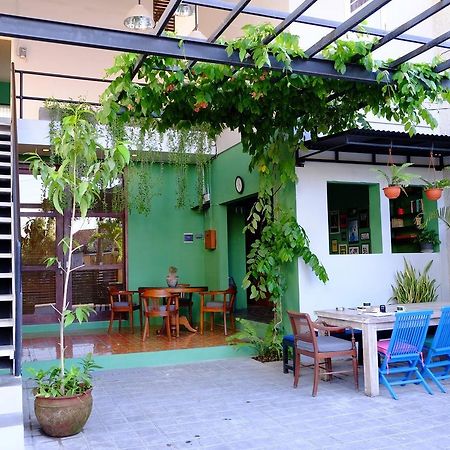 Matta Lodge Kuta Selatan Esterno foto